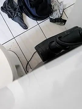 Snapshot of QcMisterv13 chatting on 14, 10, 2025 QcMisterv13 online show from 14, 10, 2025