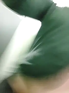 Snapshot of QcMisterv13 chatting on 3, 11, 2025 QcMisterv13 online show from 3, 11, 2025