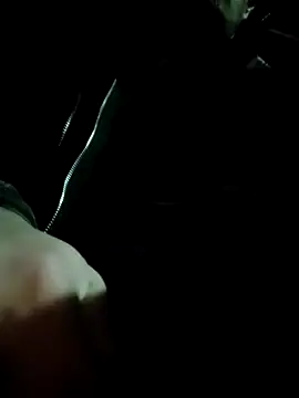 Snapshot of QcMisterv13 chatting on 28, 11, 2025 QcMisterv13 online show from 28, 11, 2025