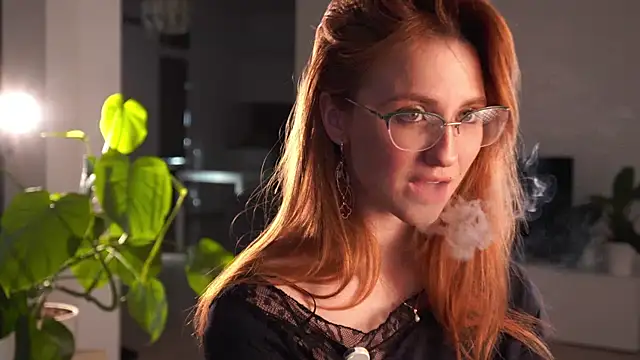 EsmaCrumbley online show from 2, 4, 2026