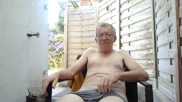 naturiste974 online show from 1, 2, 2026