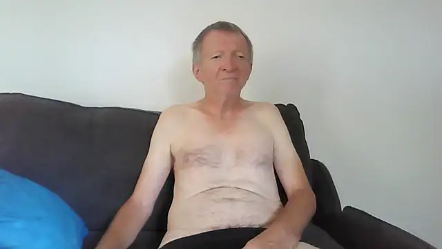 naturiste974 online show from 2, 4, 2026