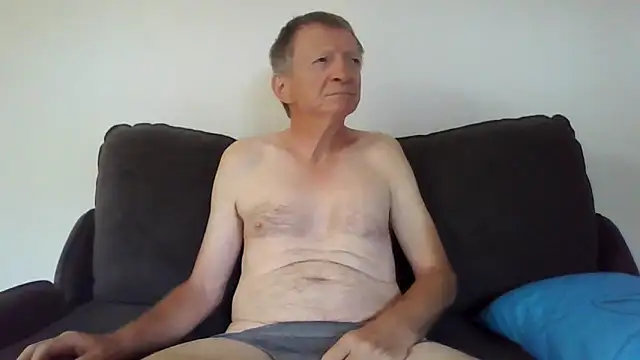 naturiste974 online show from 6, 2, 2026