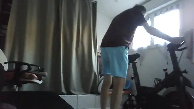 naturiste974 online show from 2, 10, 2025