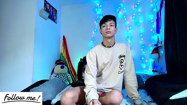 twink sebas  online show from 5, 1, 2025