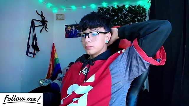 twink sebas  online show from 19, 1, 2025
