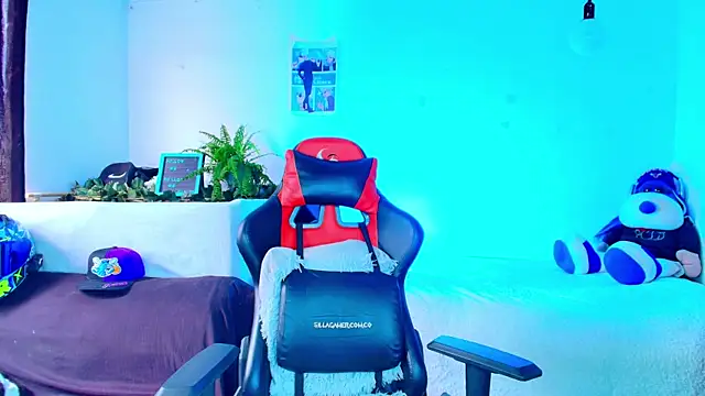 Snapshot of twink_sebas_ chatting on 24, 11, 2025 twink sebas online show from 24, 11, 2025