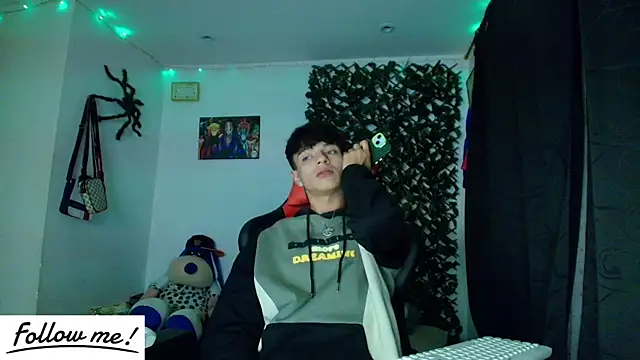twink sebas  online show from 21, 1, 2025