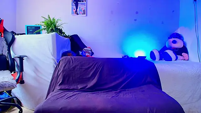 Snapshot of twink_sebas_ chatting on 20, 11, 2025 twink sebas online show from 20, 11, 2025