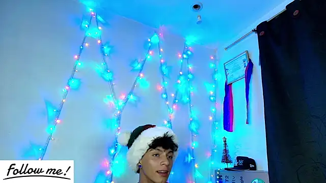 twink sebas  online show from 30, 12, 2024