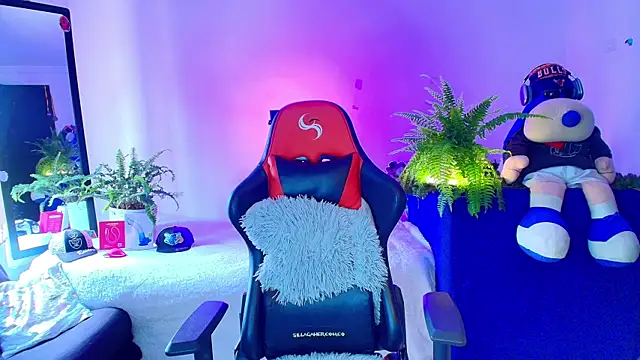 Snapshot of twink_sebas_ chatting on 10, 10, 2025 twink sebas online show from 10, 10, 2025