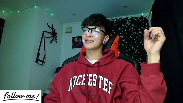 twink sebas  online show from 22, 1, 2025