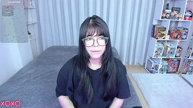 misshoneyxxx online show from 10, 2, 2026