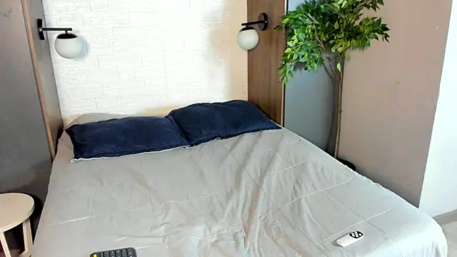 Andy Joy  online show from 6, 3, 2026