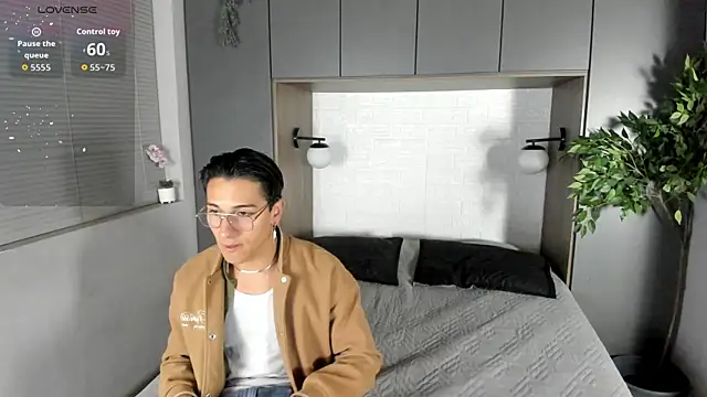 Snapshot of Andy_Joy_ chatting on 10, 5, 2026 Andy Joy online show from 10, 5, 2026