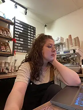 cinnabon  online show from 21, 12, 2025