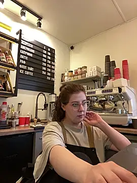 Snapshot of cinnabon_ chatting on 22, 5, 2026 cinnabon online show from 22, 5, 2026
