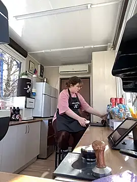 cinnabon  online show from 28, 1, 2025