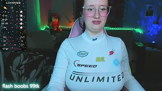 KrisTyBooBsin online show from 7, 1, 2025