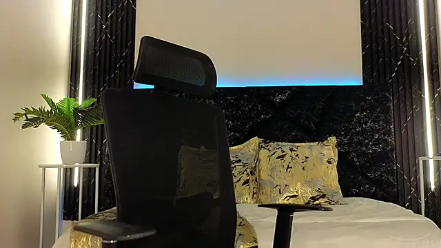 Emy leon online show from 13, 12, 2025