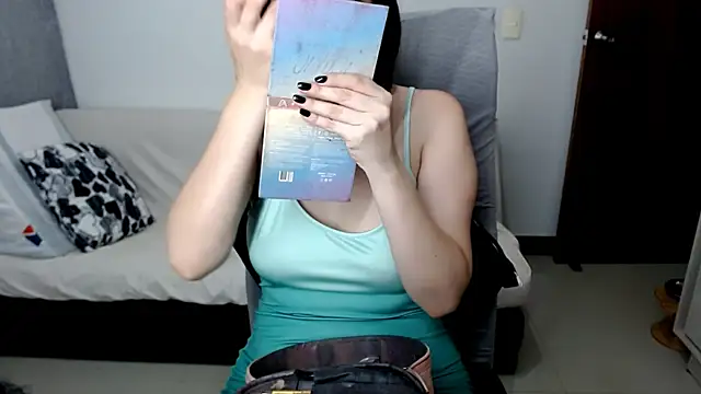 Snapshot of Laura-pervert chatting on 7, 7, 2026 Laura-pervert online show from 7, 7, 2026