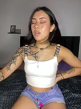 emily 22x online show from 15, 2, 2025