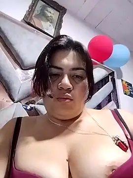 Snapshot of naughty-sharlot chatting on 6, 12, 2024 naughty-sharlot online show from 6, 12, 2024