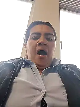 Snapshot of naughty-sharlot chatting on 31, 10, 2025 naughty-sharlot online show from 31, 10, 2025