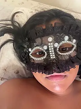 Bella Luna18 online show from 10, 2, 2026