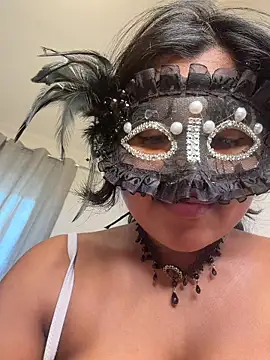 Bella Luna18 online show from 25, 3, 2026