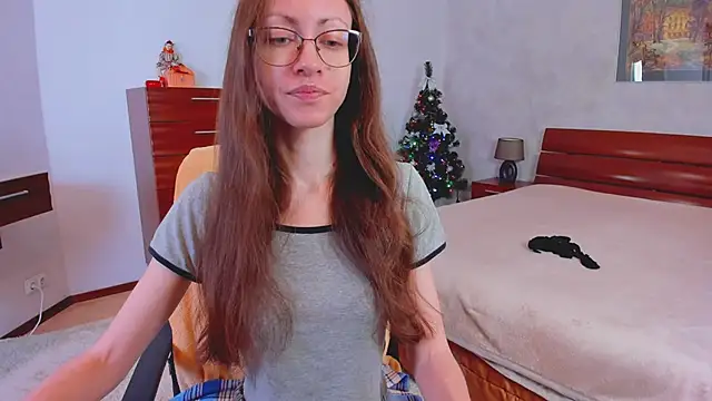 Pantyhose Mila online show from 16, 12, 2025