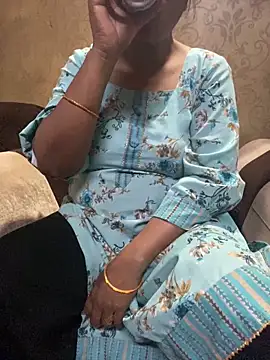 Tameesh sexy mistress online show from 7, 3, 2026