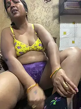 Tameesh sexy mistress online show from 16, 1, 2026