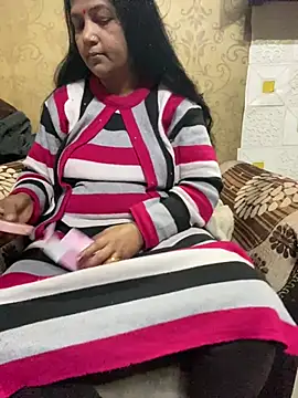 Tameesh sexy mistress online show from 10, 1, 2026