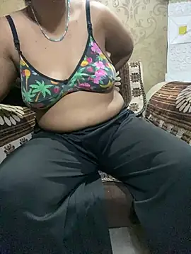 Tameesh sexy mistress online show from 21, 7, 2026