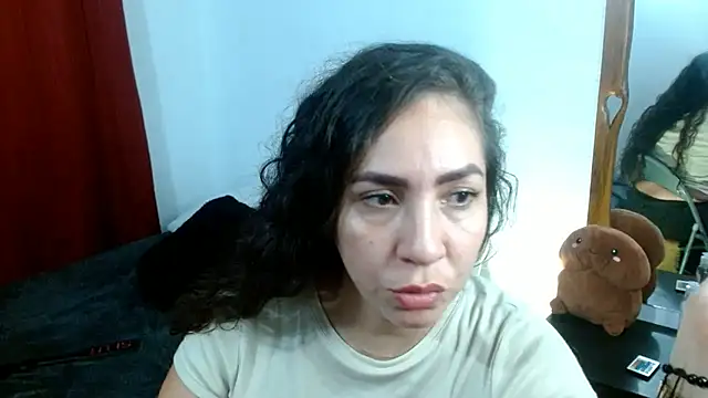 naihroby online show from 8, 3, 2025