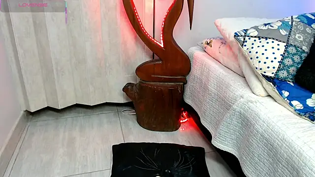 naihroby online show from 2, 4, 2026