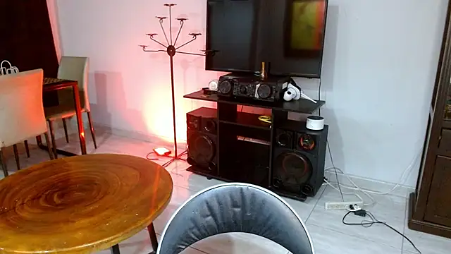 naihroby online show from 23, 9, 2025