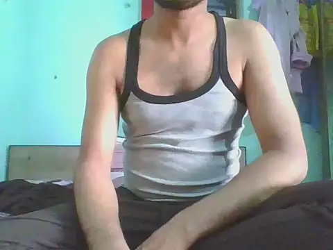 Snapshot of Ishan003 chatting on 24, 10, 2025 Ishan003 online show from 24, 10, 2025