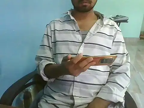 Snapshot of Ishan003 chatting on 15, 11, 2025 Ishan003 online show from 15, 11, 2025