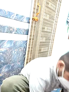 Snapshot of Ishan003 chatting on 4, 11, 2025 Ishan003 online show from 4, 11, 2025