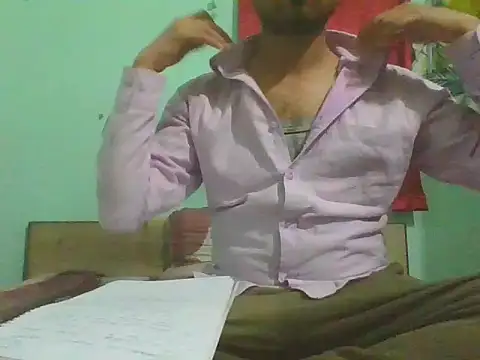 Snapshot of Ishan003 chatting on 21, 10, 2025 Ishan003 online show from 21, 10, 2025