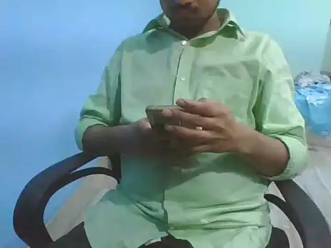 Snapshot of Ishan003 chatting on 8, 11, 2025 Ishan003 online show from 8, 11, 2025