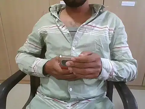 Snapshot of Ishan003 chatting on 14, 3, 2025 Ishan003 online show from 14, 3, 2025
