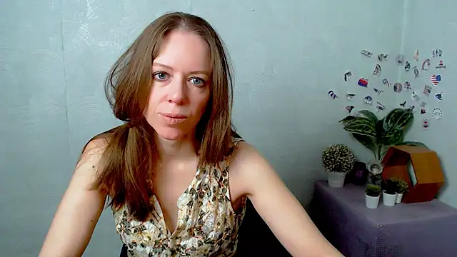Snapshot of GloriaSi_ chatting on 28, 4, 2026 GloriaSi online show from 28, 4, 2026