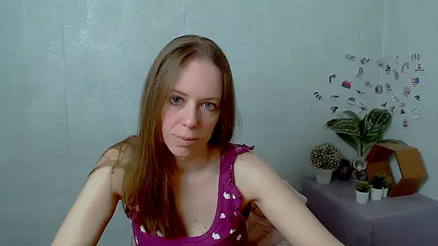 Snapshot of GloriaSi_ chatting on 6, 5, 2026 GloriaSi online show from 6, 5, 2026