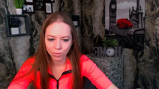 Snapshot of GloriaSi_ chatting on 30, 10, 2025 GloriaSi online show from 30, 10, 2025