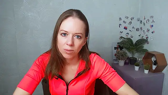 Snapshot of GloriaSi_ chatting on 16, 11, 2025 GloriaSi online show from 16, 11, 2025