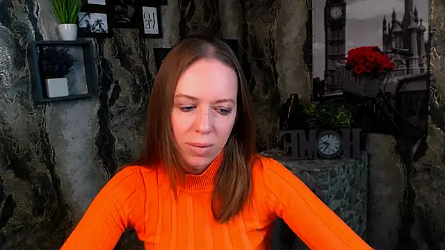 Snapshot of GloriaSi_ chatting on 1, 11, 2025 GloriaSi online show from 1, 11, 2025