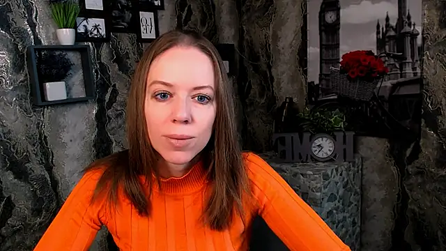 Snapshot of GloriaSi_ chatting on 5, 11, 2025 GloriaSi online show from 5, 11, 2025